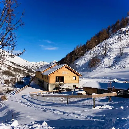 La Ferme Des Etroits Valloire